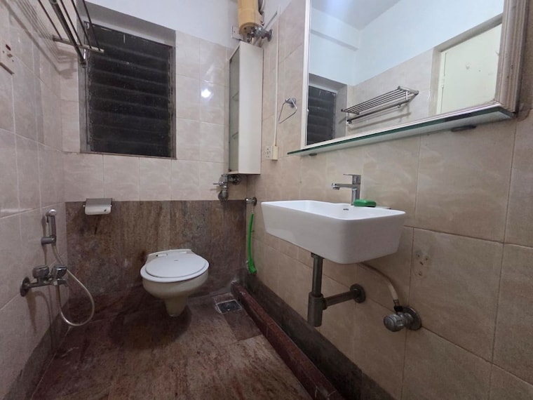Bathroom, vasant-valley-complex 4 Bedroom 2500 Sq.Ft. Apartment In Malad East Mumbai 10644505