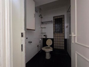 Bathroom in 4 BHK Apartment at Vasant Valley Complex, Malad East – for Rent