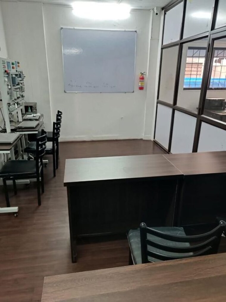 Team Area, panch pakhadi Commercial Office Space 700 Sq.Ft. In Panch Pakhadi Thane 10644523