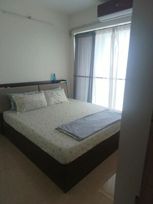 Bedroom in 2 BHK Apartment at Dosti Eastern Bay, Wadala – for Rent