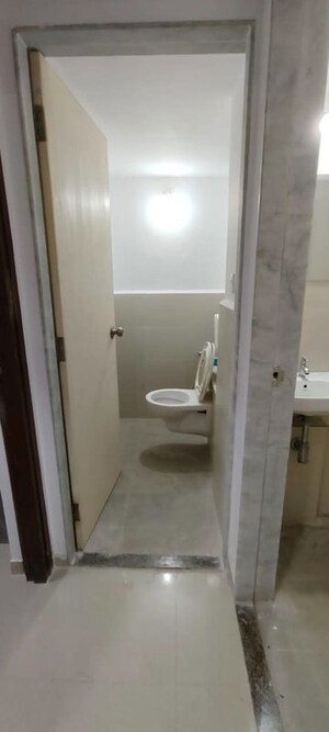 Bathroom in 1 BHK Apartment at Adinath Apartment Grant Road, Grant Road – for Rent