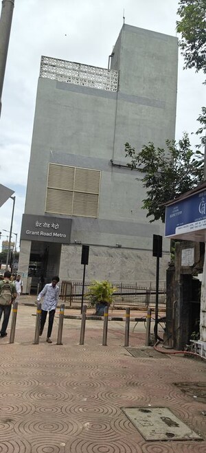 1 BHK Apartment – Exterior View View at Adinath Apartment Grant Road, Grant Road - for Rent