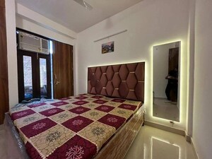 Bedroom in 1 BHK Apartment at Sainik Farm – for Rent