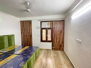Bedroom in 1 BHK Apartment at Neb Sarai – for Rent