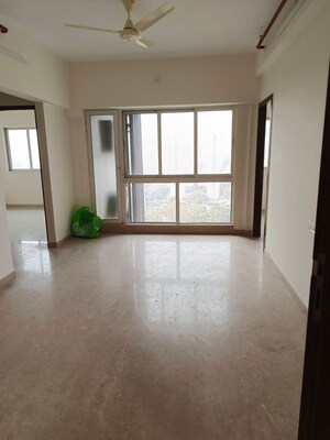 2 BHK Apartment For Rent in Omkar Signet, Malad East