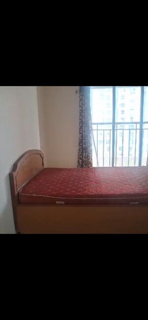 Bedroom in 4 BHK Apartment at The Blue Diamond, Mulund West – for Rent