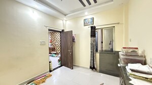Bedroom in 2.5 BHK Builder Floor at Vinay Nagar – for Rent