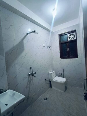 Bathroom in 1 BHK Apartment at Neb Sarai – for Rent