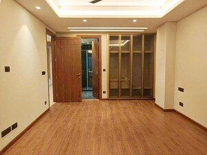 Master Bedroom in 3 BHK Builder Floor at Greater Kailash I – for Rent
