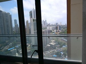 Swimming Pool in 3 BHK Apartment at Piramal Mahalaxmi, Mahalaxmi – for Rent