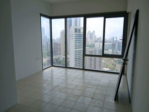 Room in 3 BHK Apartment at Piramal Mahalaxmi, Mahalaxmi – for Rent