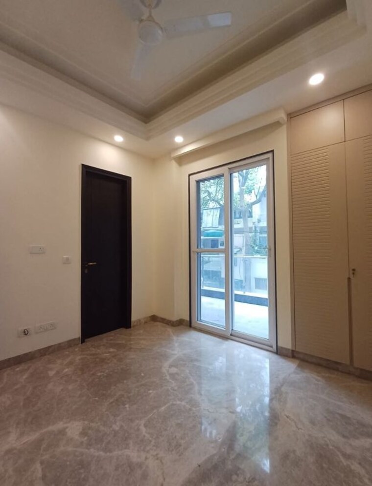 Master Bedroom, kalkaji 3 Bedroom 200 Sq.Yd. Builder Floor In Kalkaji Delhi 10372877