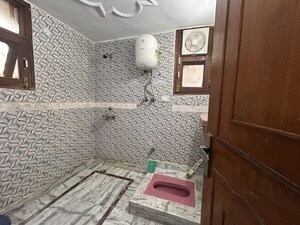 Bathroom in 3 BHK Apartment at Sector 12 Dwarka – for Rent