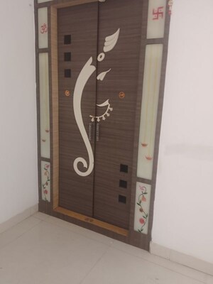 Room in 3 BHK Apartment at Manikonda – for Rent