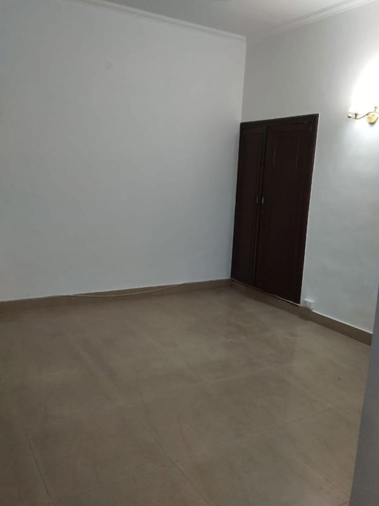 Room, navjeevan vihar 3 Bedroom 2200 Sq.Ft. Builder Floor In Navjeevan Vihar Delhi 10644707