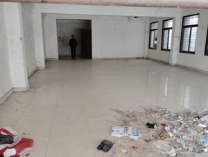 Room in  Office Space at Badal Apartments Vikas Nagar, Vikas Nagar – for Rent