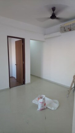 2.5 BHK Apartment For Sale in Powai