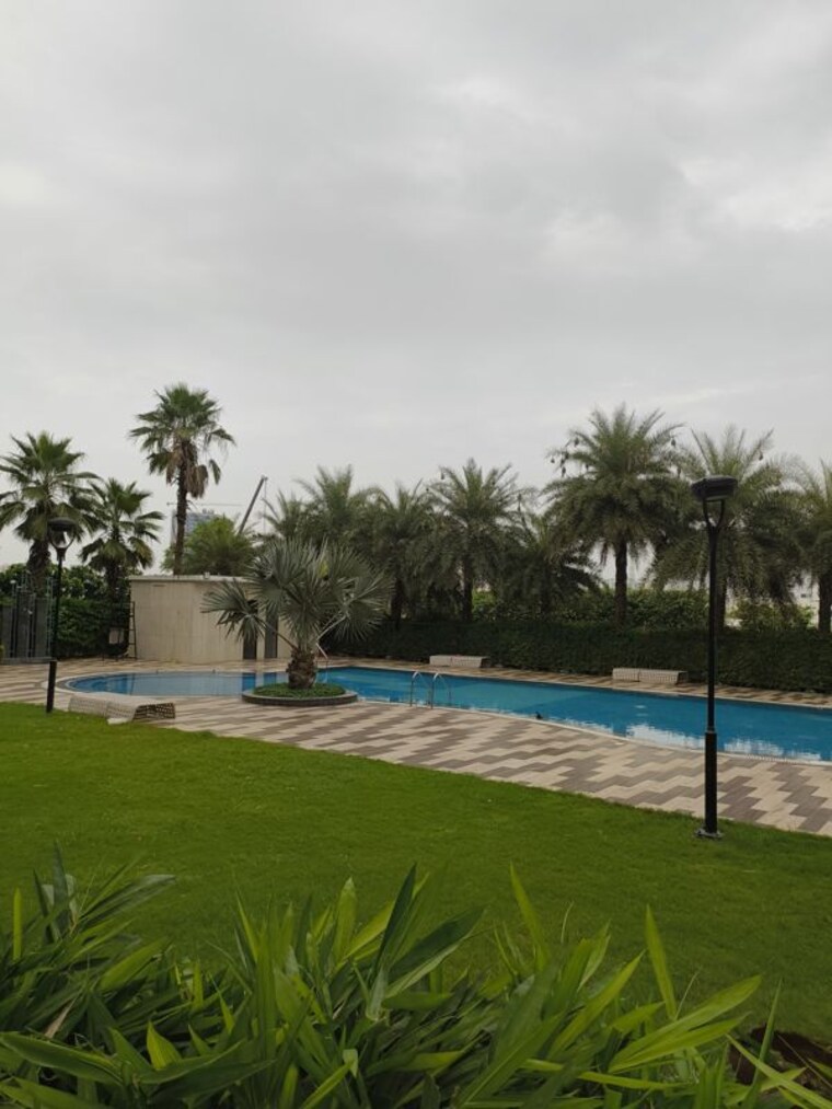 Garden, microtek-greenburg 3.5 Bedroom 1895 Sq.Ft. Apartment In Sector 86 Gurgaon 10644776
