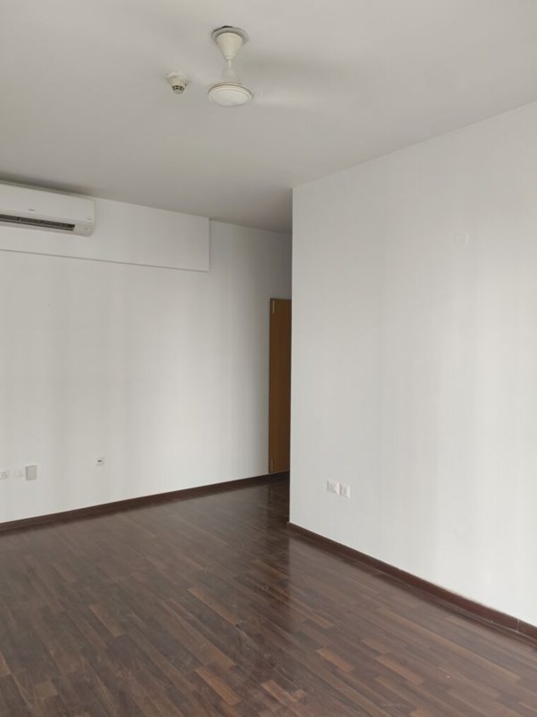 Room, microtek-greenburg 3.5 Bedroom 1895 Sq.Ft. Apartment In Sector 86 Gurgaon 10644776