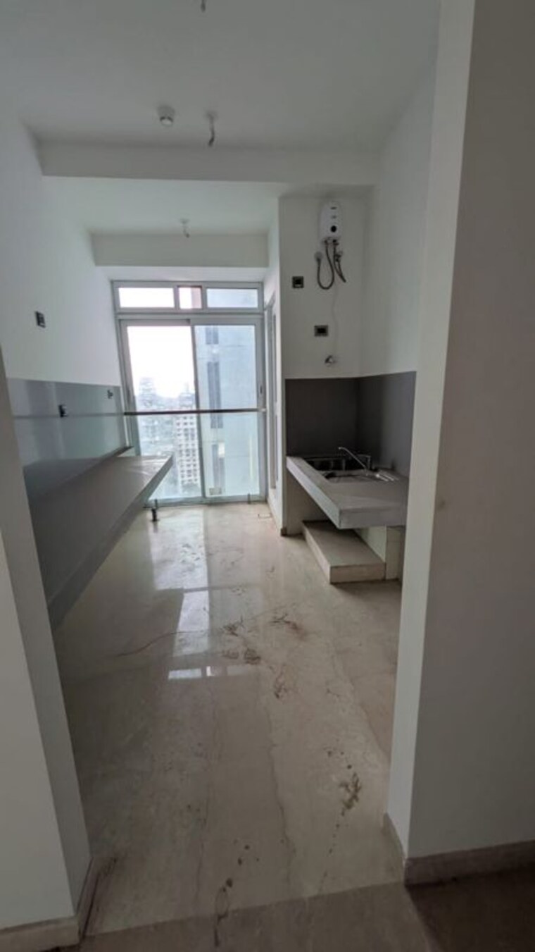 Bathroom, piramal-aranya 2 Bedroom 600 Sq.Ft. Apartment In Byculla Mumbai 10644805