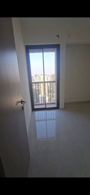 Room in 2 BHK Apartment at Dhamji Shamji Mahavir Spring Tulip Phase 1, Pokhran Road No Two – for Sale