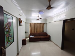 Team Area in 2 BHK Apartment at  Excel House, Juhu – for Rent