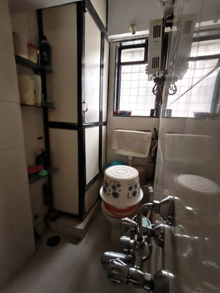 Gym, excel-house 2 Bedroom 700 Sq.Ft. Apartment In Juhu Mumbai 10644891