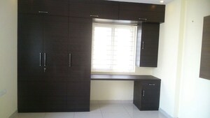 Room in 3 BHK Apartment at Aparna HillPark Lake Breeze, Chanda Nagar – for Rent