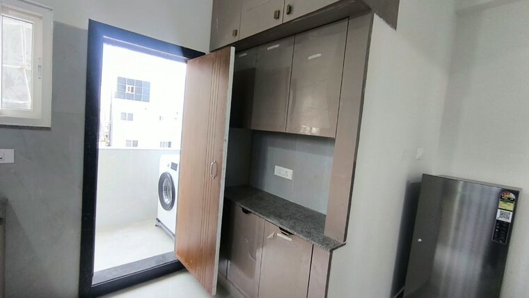 Bathroom, sri-sai-nilayam-nanakramguda 3 Bedroom 1400 Sq.Ft. Apartment In Nanakramguda Hyderabad 10644884