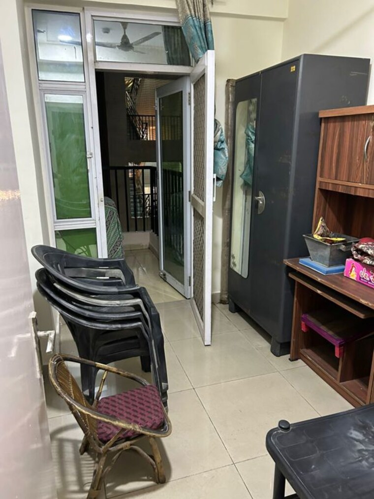 Living Room, gaur-city-2-16th-avenue 3 Bedroom 1680 Sq.Ft. Apartment In Sector 16c Greater Noida Greater Noida 10644899