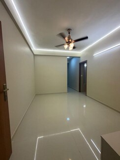 2 BHK Apartment For Rent in Pyramid Midtown