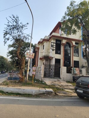 4 BHK Independent House For Sale in Sigma Iii Greater Noida