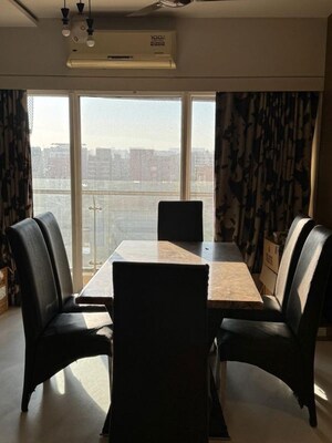 Team Area in 3 BHK Apartment at RNA Continental, Chembur – for Rent
