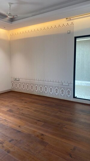 Room in 3 BHK Apartment at Aparna One, Shaikpet – for Rent