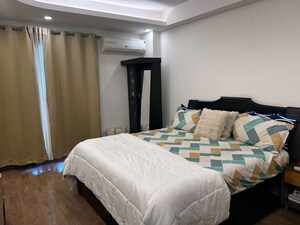 3 BHK Builder Floor For Rent in South City 2