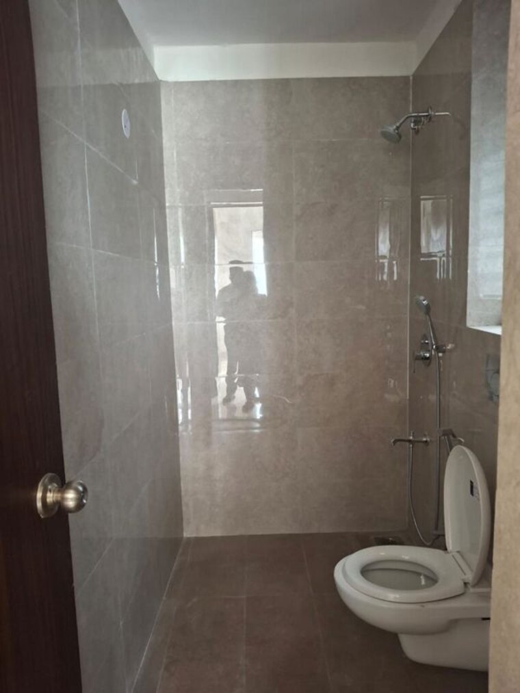 Bathroom, hubtown-rising-city 2 Bedroom 857 Sq.Ft. Apartment In Ghatkopar East Mumbai 10644978