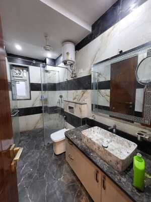Kitchen in 3 BHK Builder Floor at Sector 28 – for Rent