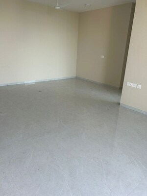 Room in 3 BHK Apartment at One Meraki, Chembur – for Rent