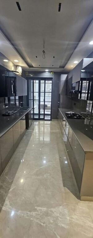 Kitchen in 4 BHK Builder Floor at Sector 27 – for Rent
