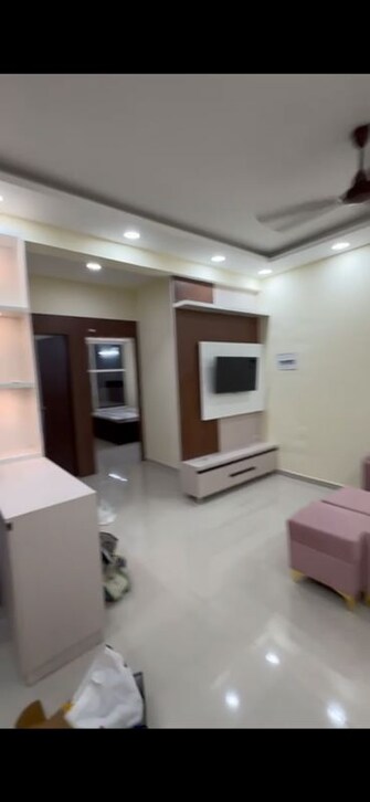 2 BHK 695 Sq.Ft. Apartment in Pyramid Midtown
