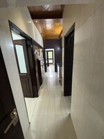 3 BHK + Prayer Room 125 Sq.Yd. Builder Floor in Naraina