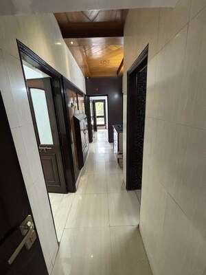 3 BHK Builder Floor For Rent in Naraina
