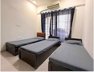 Team Area in 1 RK Apartment at Chandragupta Society, Nalasopara West – for Sale