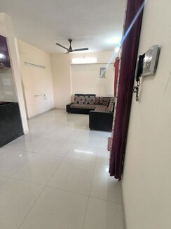 1.5 BHK + Study Room Apartment For Rent in Legacy Aqua Marina