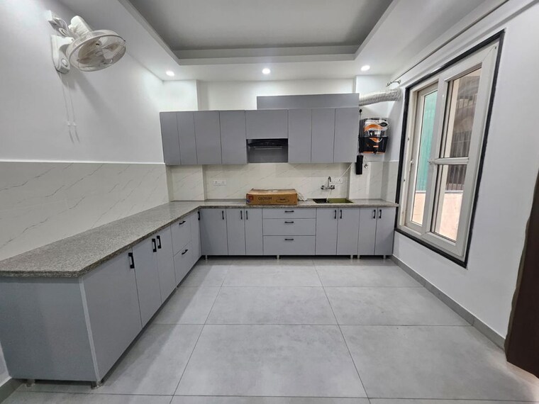 Kitchen, suncity-essel-tower 3 Bedroom 1776 Sq.Ft. Builder Floor In Sector 28 Gurgaon 10645081
