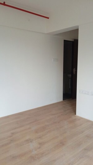 Room in 2 BHK Apartment at Sangam Veda, Andheri East – for Rent