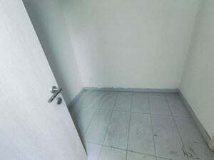Bathroom in 5 BHK Apartment at Birla Navya, Sector 63a – for Rent