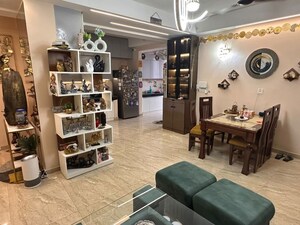 Gym in 3 BHK Builder Floor at RPS Palm Drive, Sector 88 – for Sale