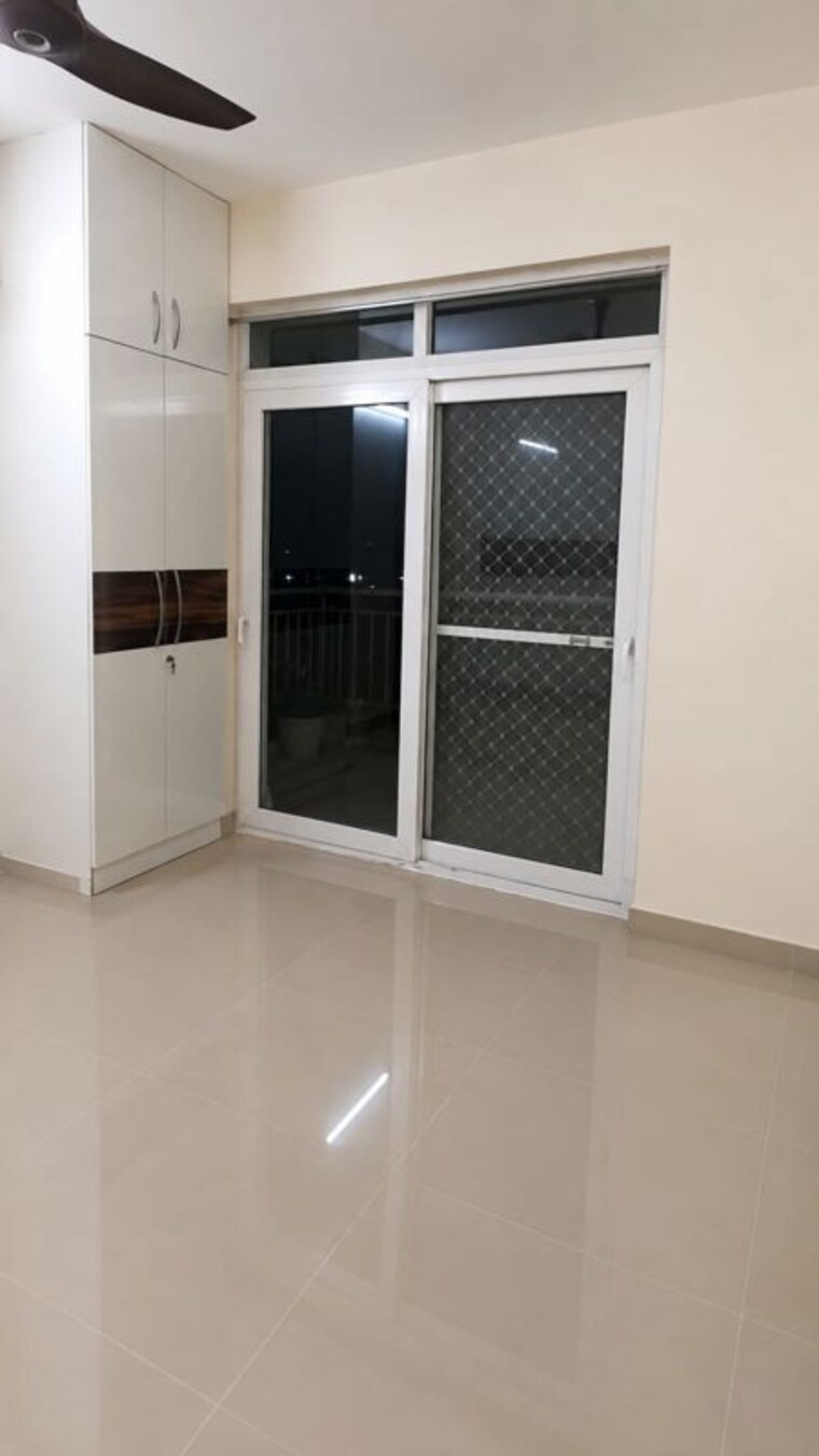 Room, klj-greens 2.5 Bedroom 1343 Sq.Ft. Apartment In Sector 77 Faridabad 10645076