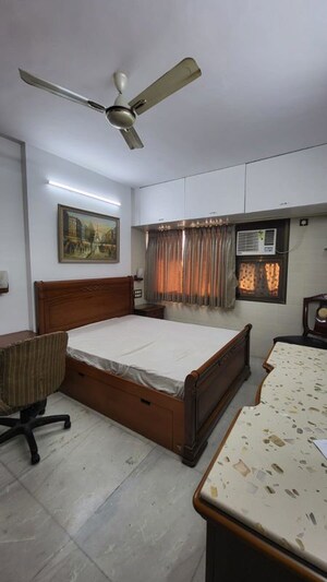 Bedroom in 3 BHK Apartment at Royal Classic Co Op Society, Andheri West – for Rent